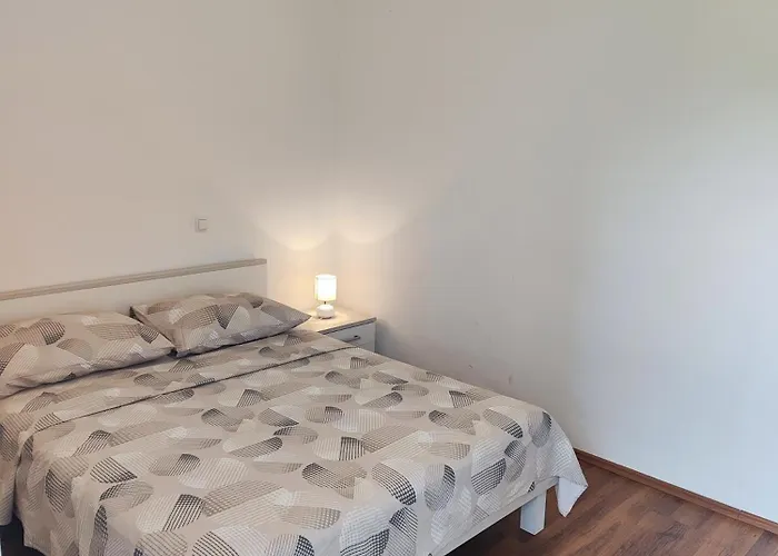 Marija Διαμέρισμα Τρογκίρ